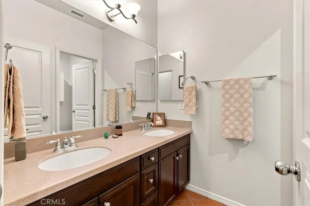 1754 Brahma Paso Robles, CA 93446