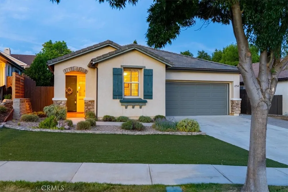 1754 Brahma Paso Robles, CA 93446