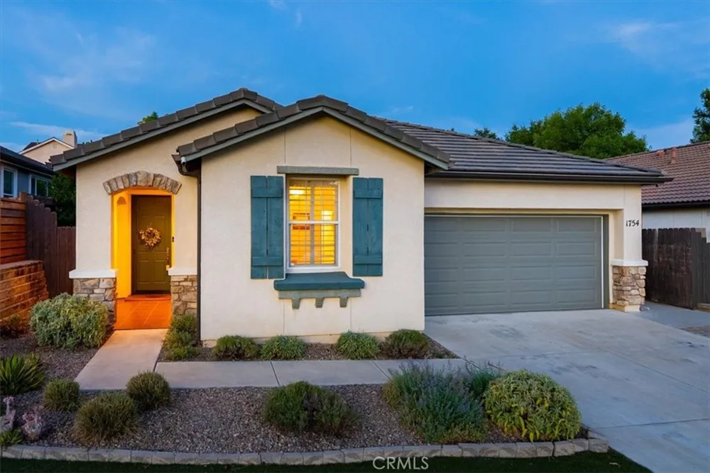 1754 Brahma Paso Robles, CA 93446