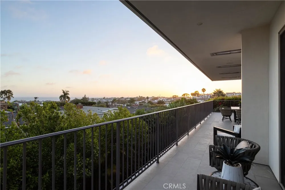 448 Serra Drive Corona del Mar, CA 92625