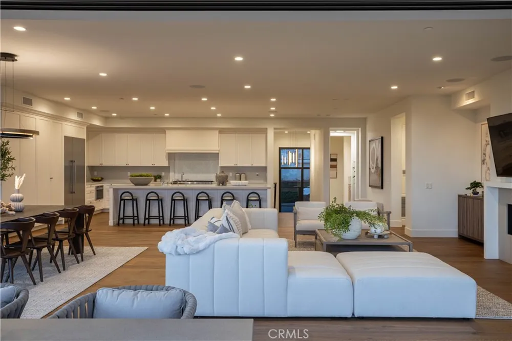 448 Serra Drive Corona del Mar, CA 92625