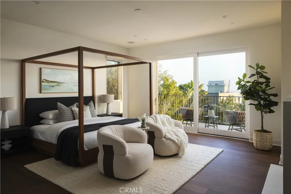448 Serra Drive Corona del Mar, CA 92625