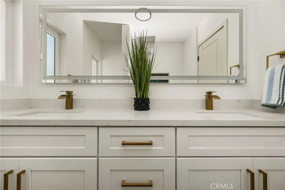 326 S Clementine Anaheim, CA 92805