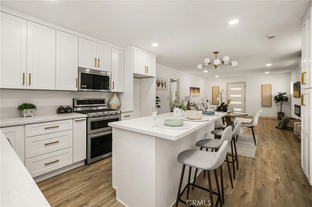 326 S Clementine Anaheim, CA 92805