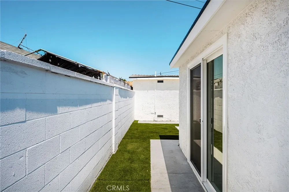 326 S Clementine Anaheim, CA 92805