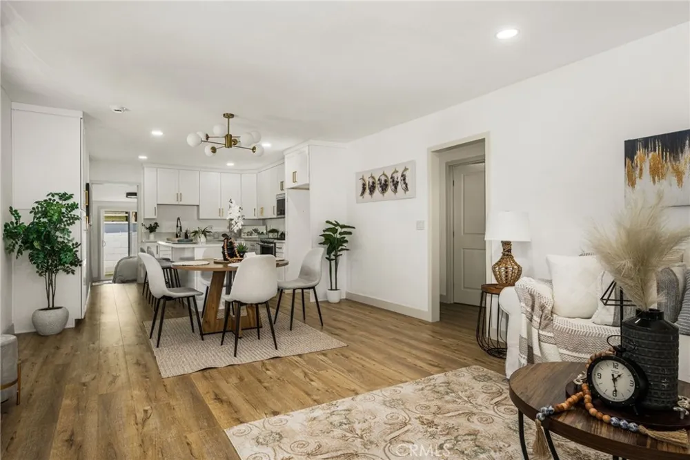 326 S Clementine Anaheim, CA 92805