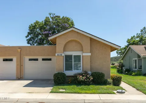 44159 Village 44