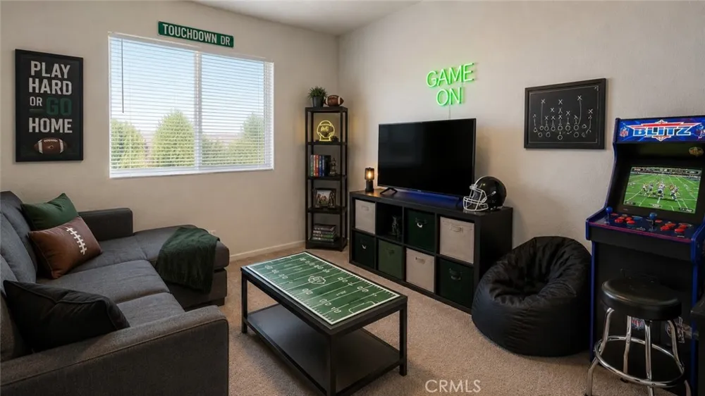 2324 E Newgrove Lancaster, CA 93535
