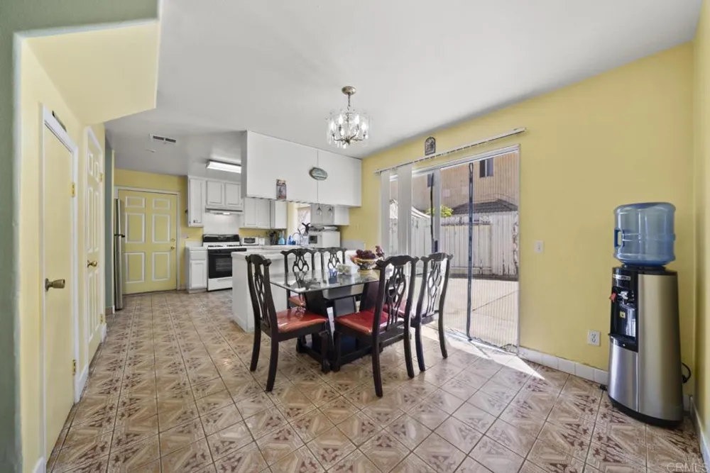 5542 Sun Lane Bell Gardens, CA 90201