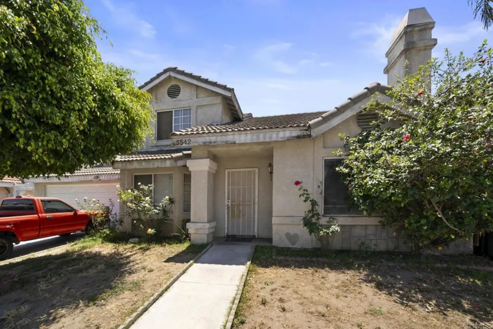 5542 Sun Lane Bell Gardens, CA 90201