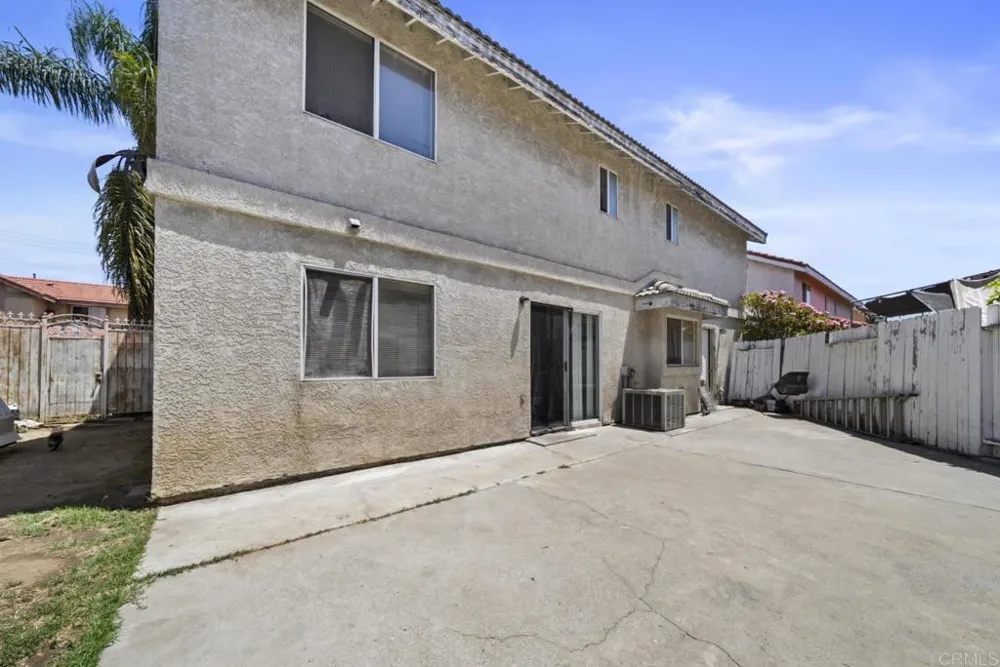 5542 Sun Lane Bell Gardens, CA 90201