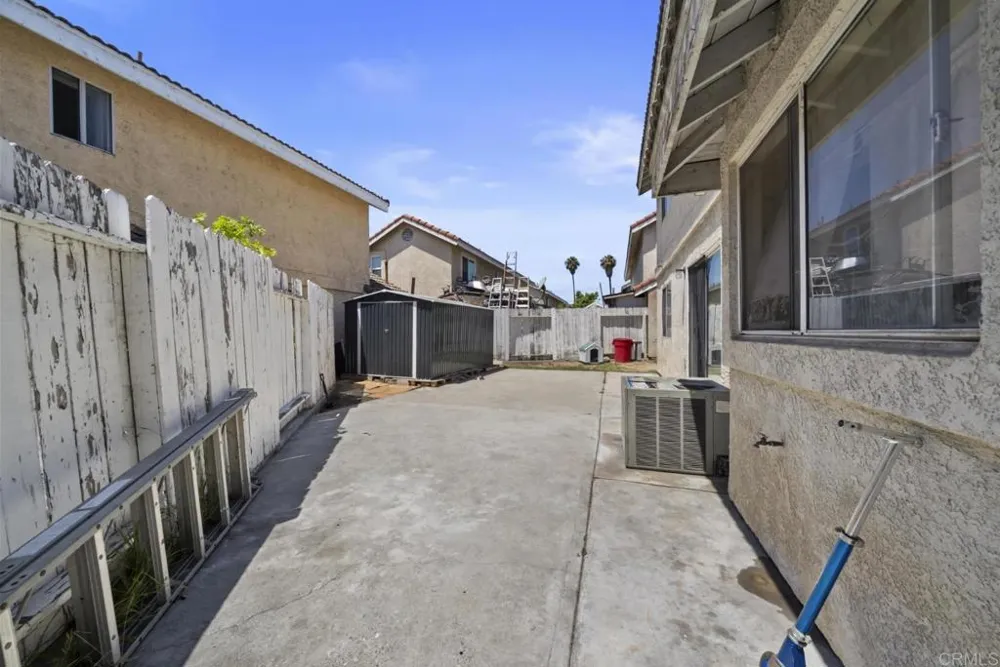 5542 Sun Lane Bell Gardens, CA 90201