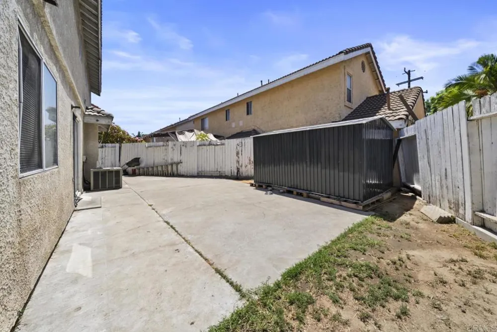 5542 Sun Lane Bell Gardens, CA 90201