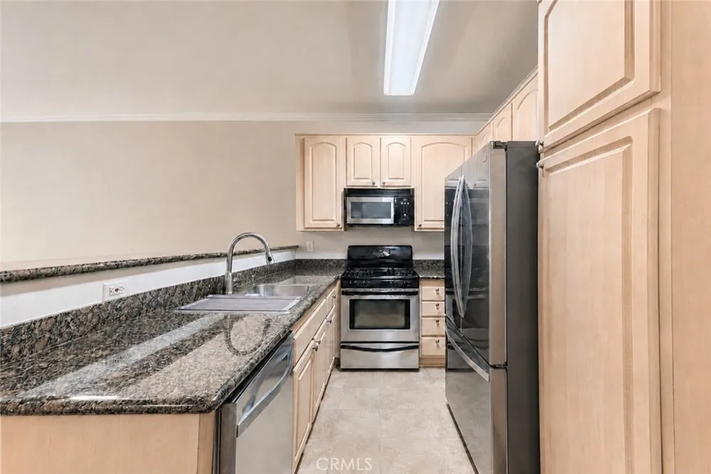300 El Molino Avenue #117 Pasadena, CA 91101