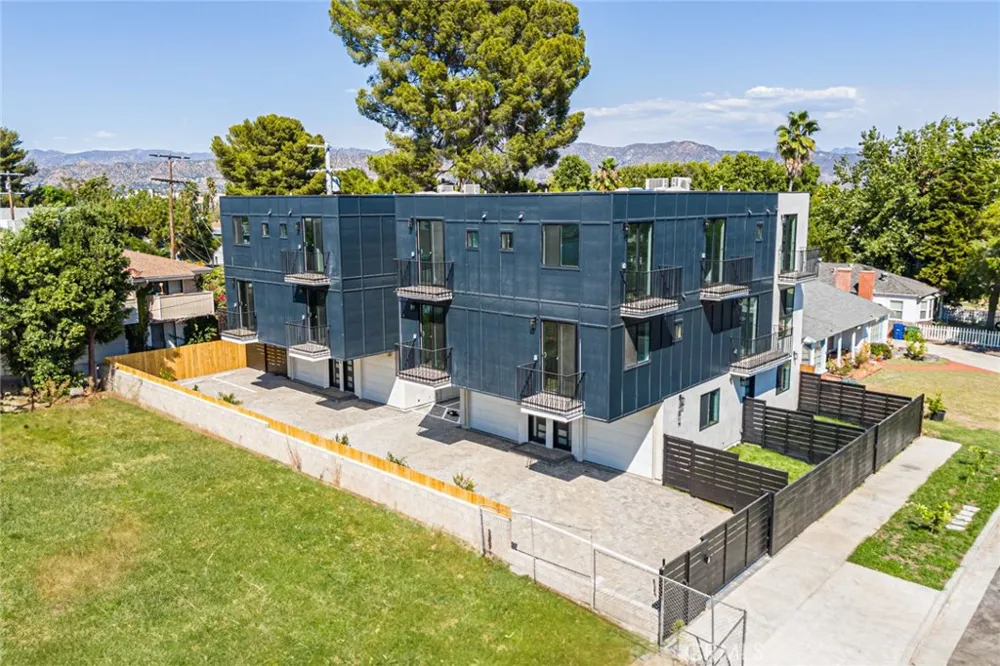 10719 Addison Street ##10717.2 North Hollywood, CA 91601