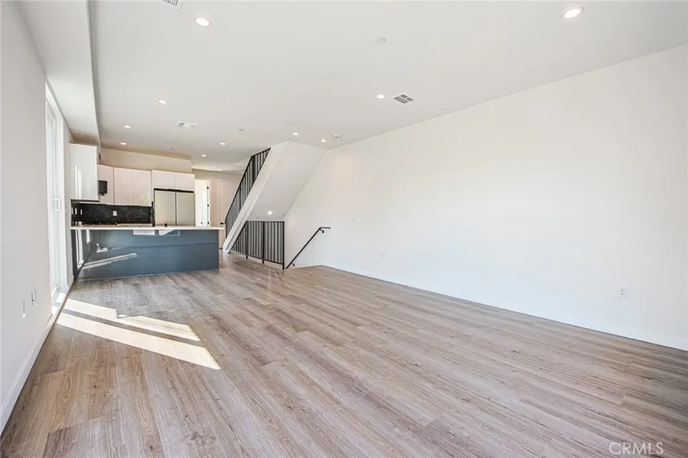 10719 Addison Street ##10717.2 North Hollywood, CA 91601