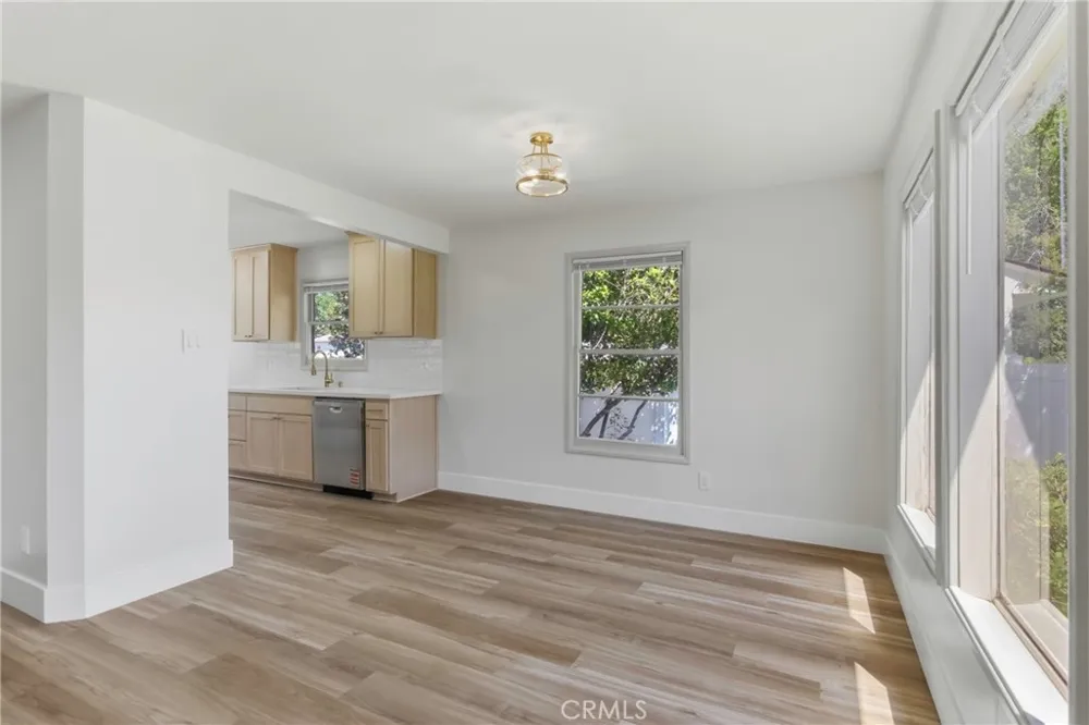 2715 Cedar Bakersfield, CA 93301