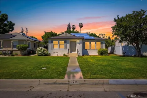 2715 Cedar