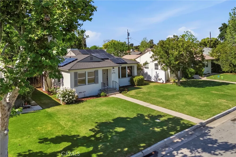 2715 Cedar Bakersfield, CA 93301