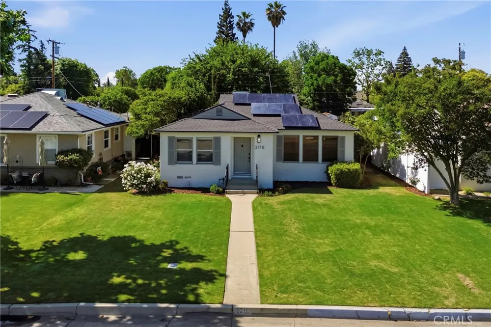 2715 Cedar Bakersfield, CA 93301