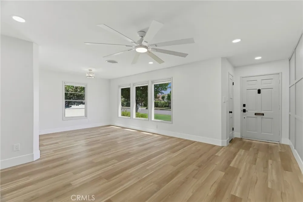 2715 Cedar Bakersfield, CA 93301
