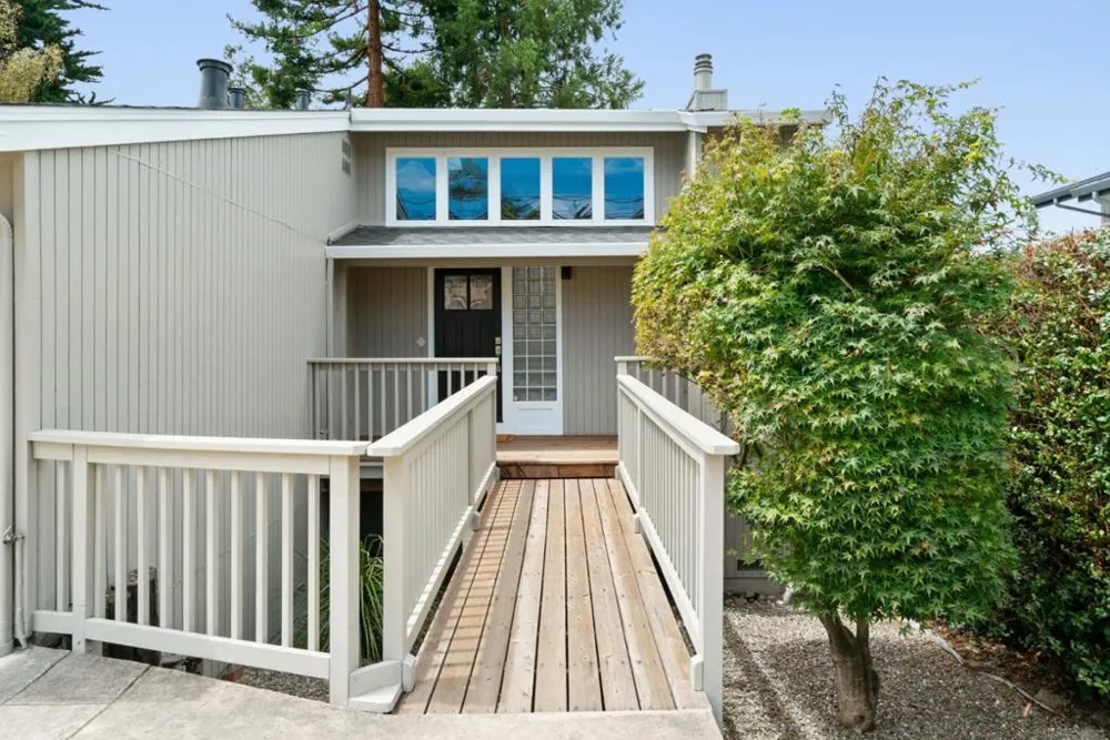 530 Clubhouse Drive Aptos, CA 95003