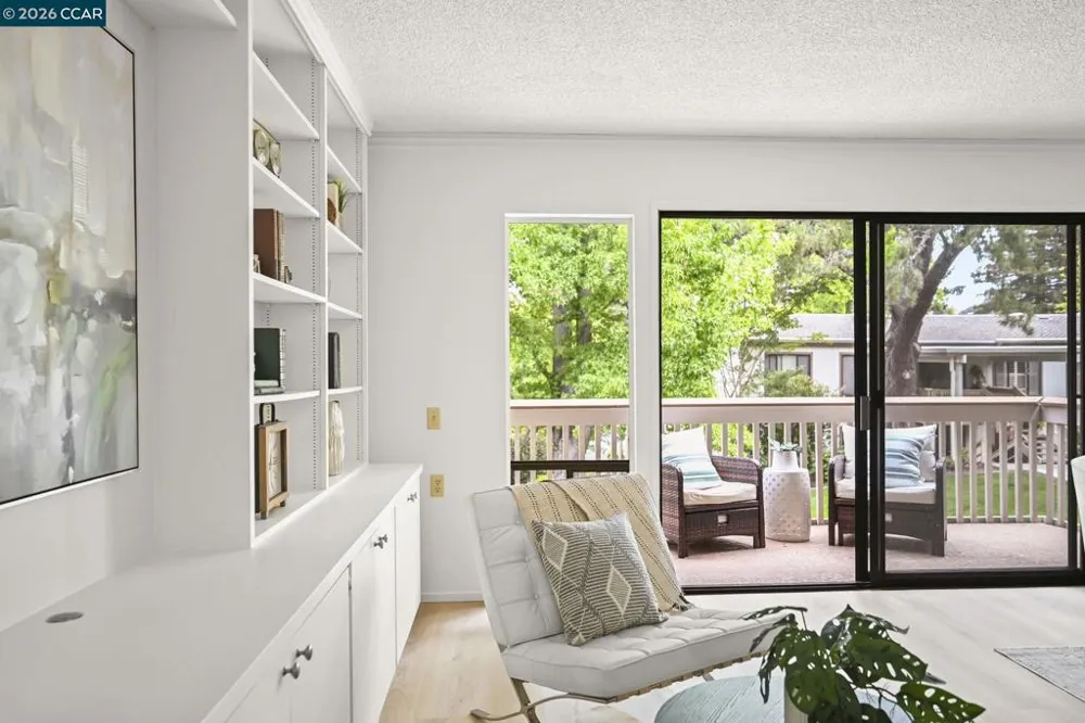 1525 Canyonwood Ct #3 Walnut Creek, CA 94595
