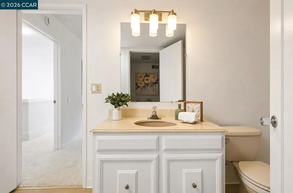 1525 Canyonwood Ct #3 Walnut Creek, CA 94595