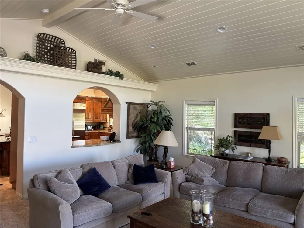 31255 Palm Drive Exeter, CA 93221