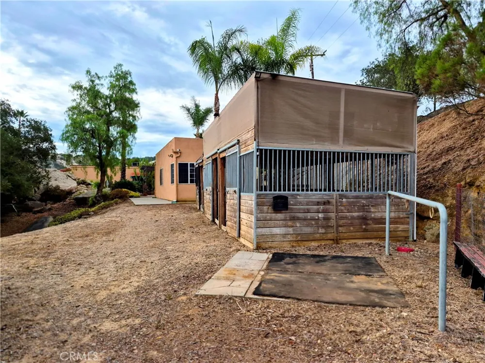 16211 Highland Valley Road Ramona, CA 92065
