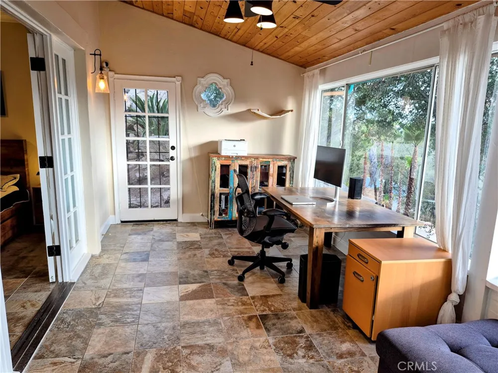 16211 Highland Valley Road Ramona, CA 92065