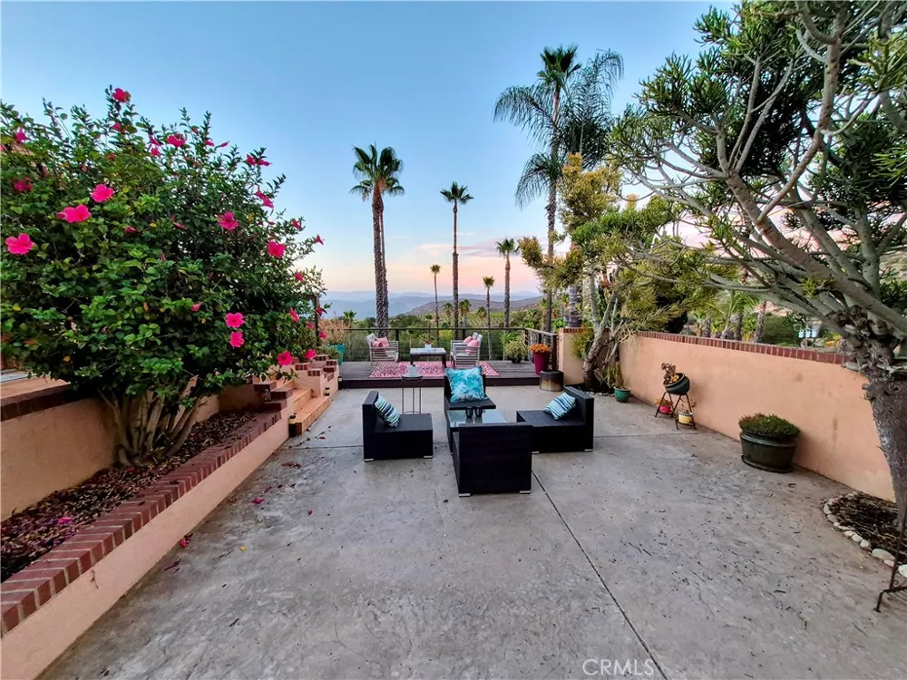 16211 Highland Valley Road Ramona, CA 92065