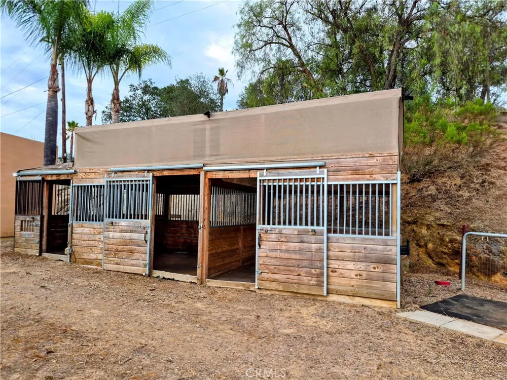 16211 Highland Valley Road Ramona, CA 92065