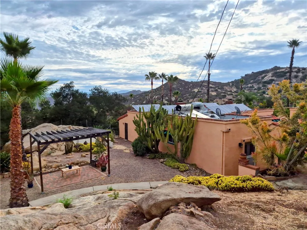 16211 Highland Valley Road Ramona, CA 92065