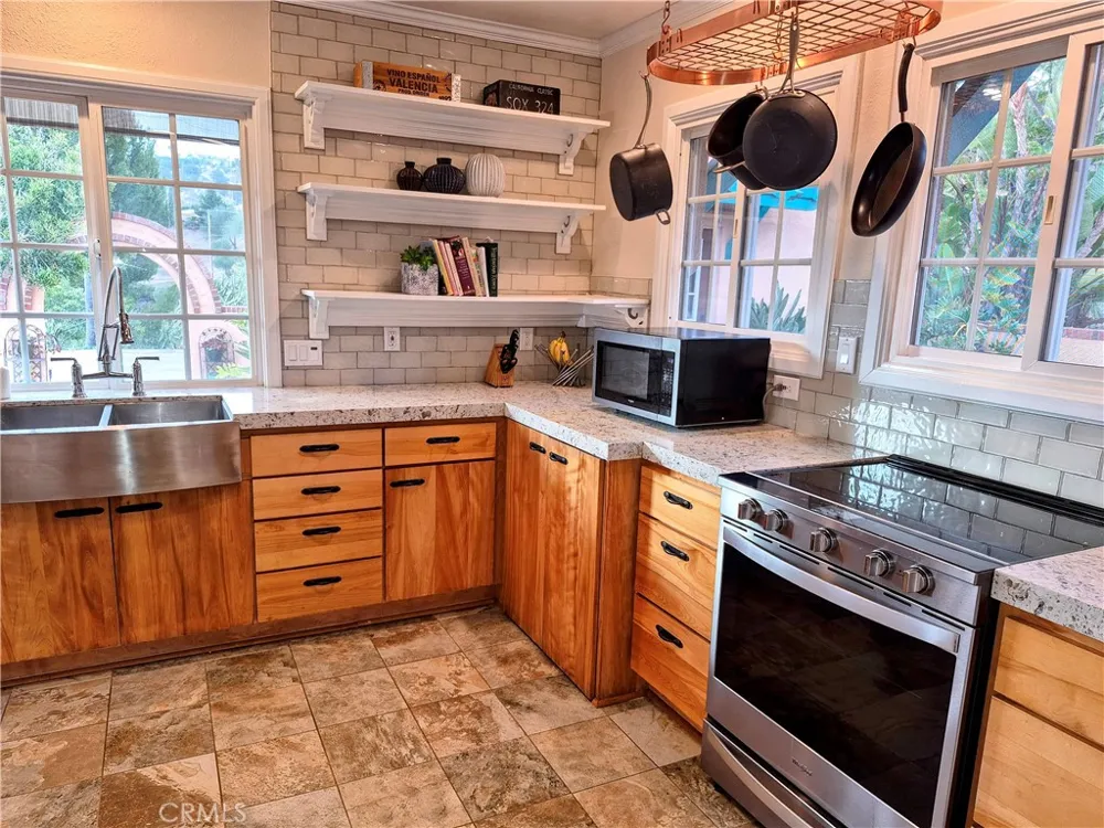 16211 Highland Valley Road Ramona, CA 92065