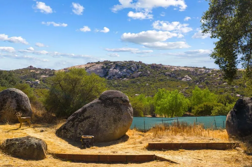 4722 PARK LN Alpine, CA 91901