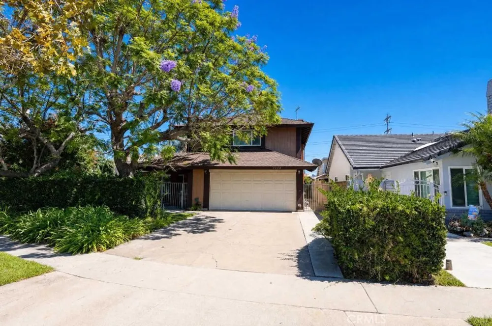 1110 Burns Avenue Santa Ana, CA 92707
