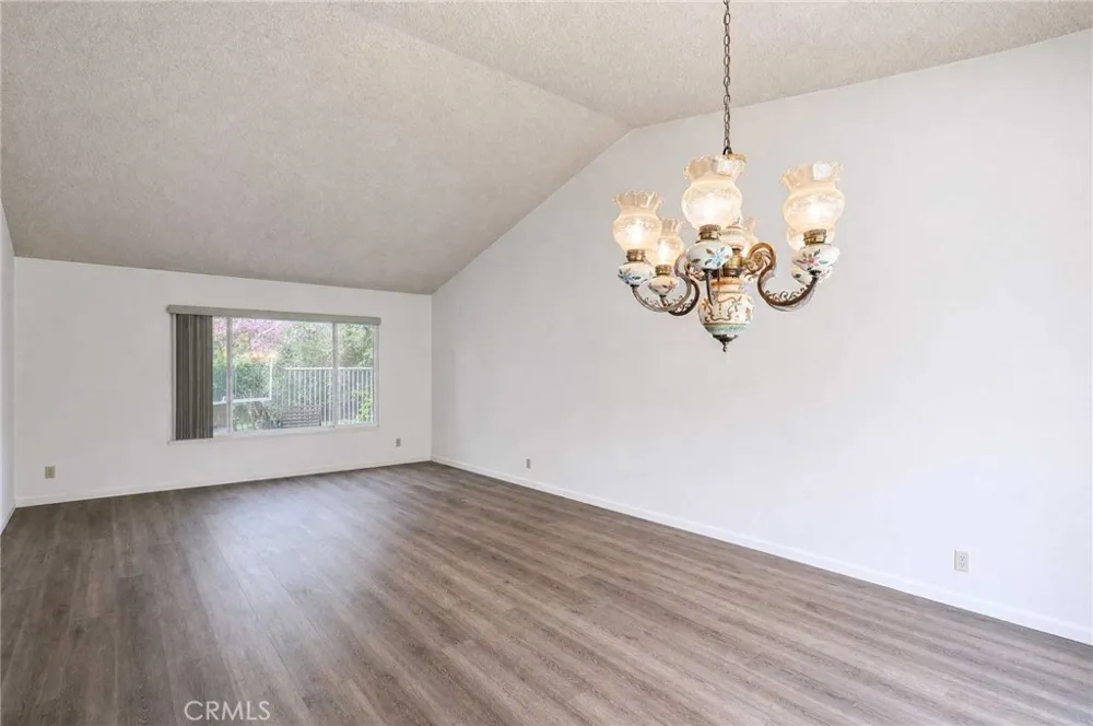 1110 Burns Avenue Santa Ana, CA 92707
