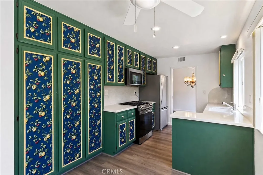 1110 Burns Avenue Santa Ana, CA 92707