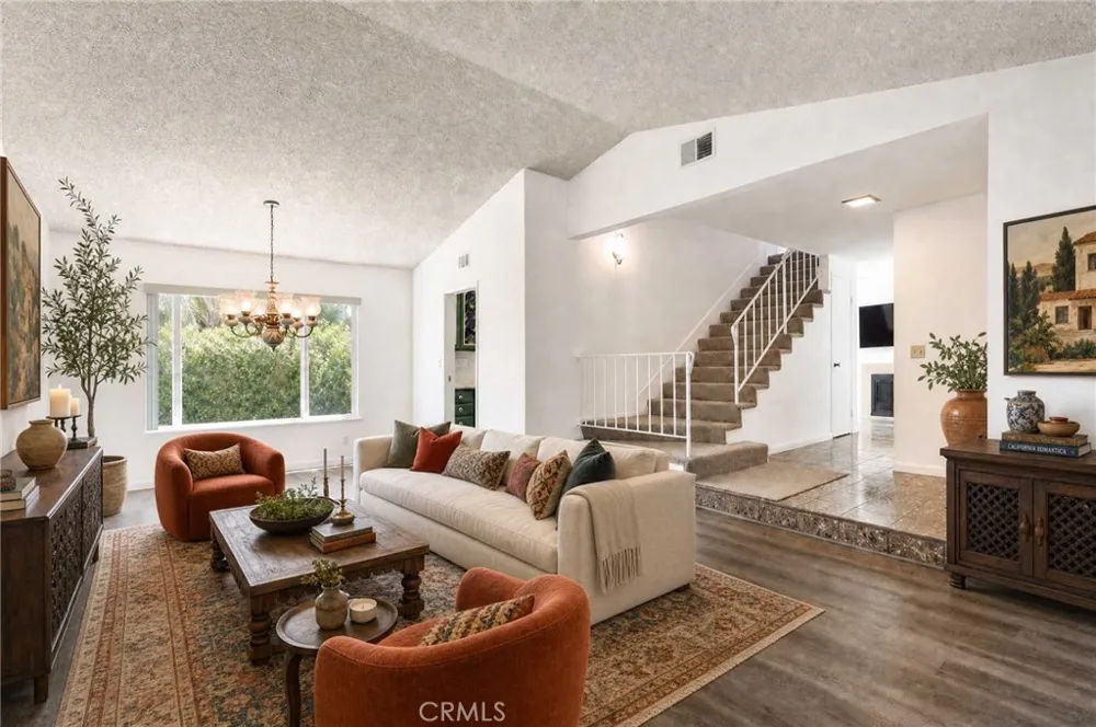 1110 Burns Avenue Santa Ana, CA 92707