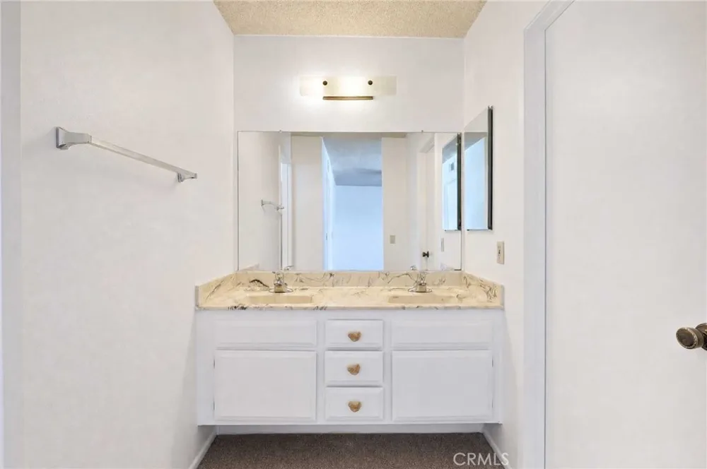 1110 Burns Avenue Santa Ana, CA 92707