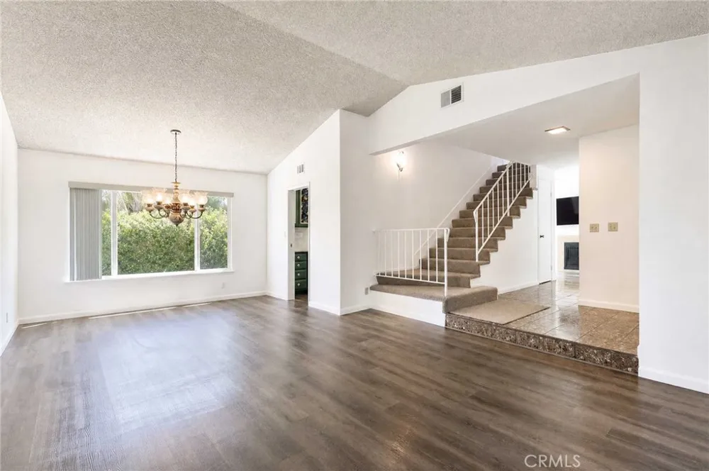 1110 Burns Avenue Santa Ana, CA 92707