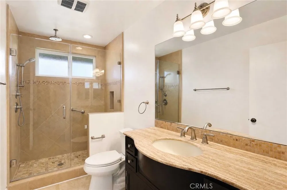 1110 Burns Avenue Santa Ana, CA 92707