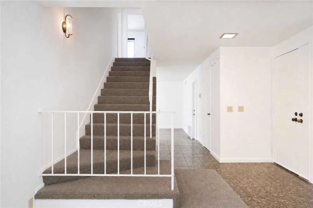1110 Burns Avenue Santa Ana, CA 92707