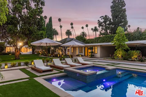 702 Beverly Drive