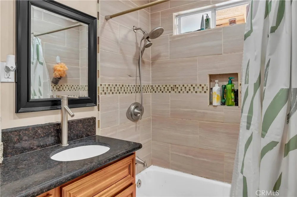 10432 Memphis Avenue Whittier, CA 90604
