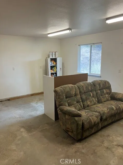 11186 Dez Oroville, CA 95965