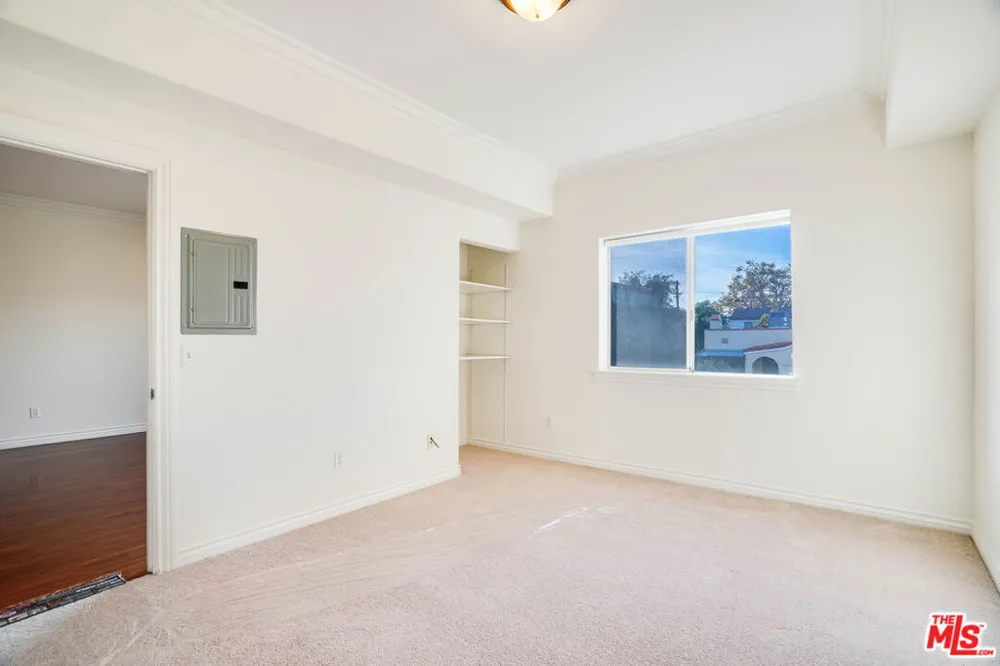3328 Oakhurst Avenue #110 Los Angeles, CA 90034