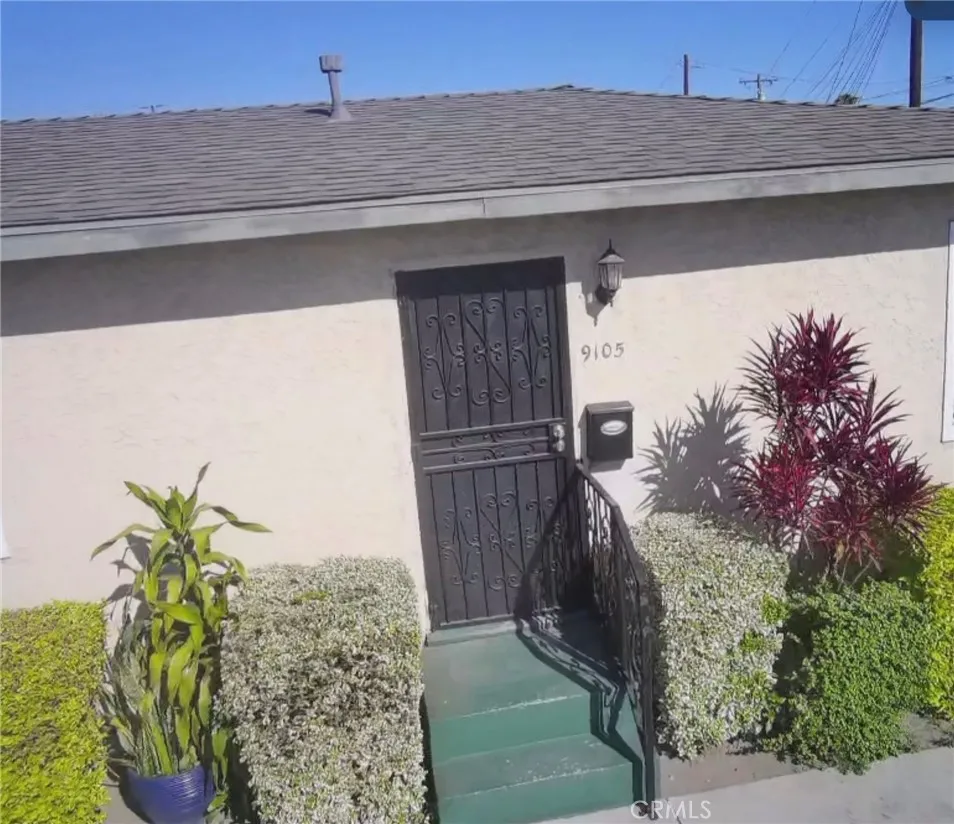 9105 Margaret Street Downey, CA 90241