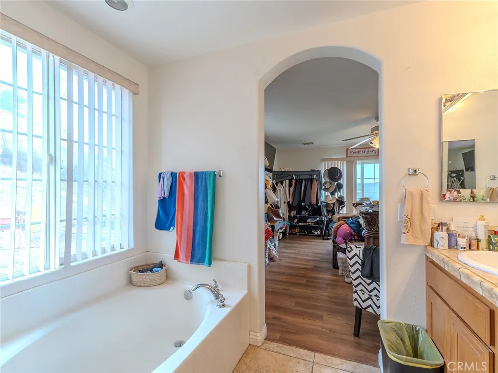 1344 Little Rock Lane Perris, CA 92570